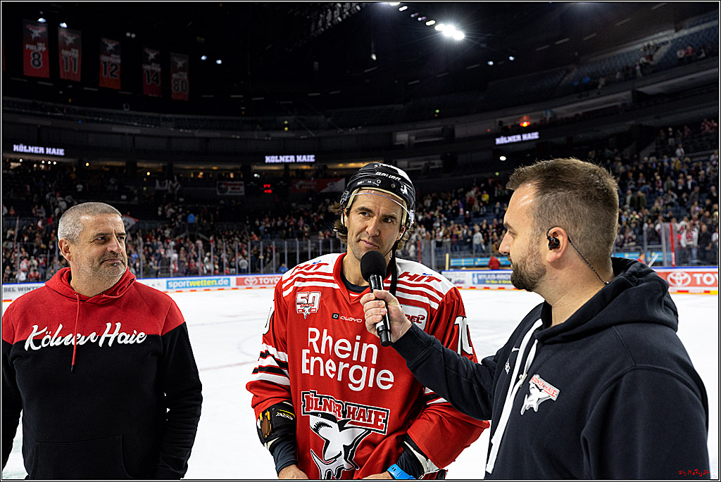 PENNY DEL;  Kölner Haie - Grizzly Wolfsburg; Köln, 21.09.2022
